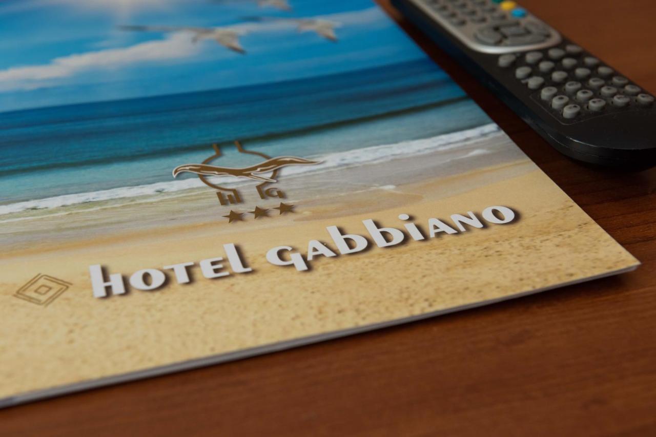 Hotel Gabbiano Порто-Сан-Джорджо Екстер'єр фото